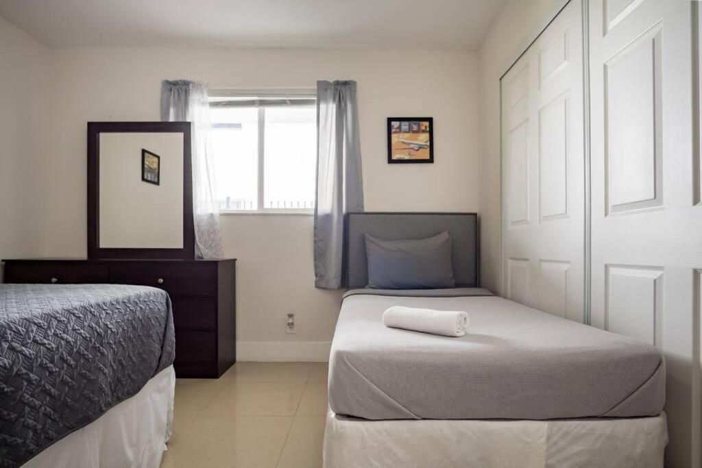 A2 - Endless Summer Vacation Rentals - 3 Bedroom Apartment Close To Casino Fort Lauderdale Exteriör bild