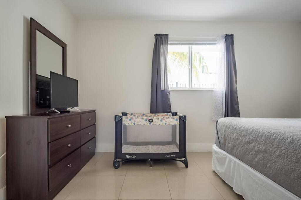 A2 - Endless Summer Vacation Rentals - 3 Bedroom Apartment Close To Casino Fort Lauderdale Exteriör bild